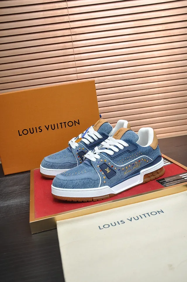 Louis Vuitton أزرق بحري الجزء العلوي من الجين تزيين المسامير سنيكرز لايف ستايل 4