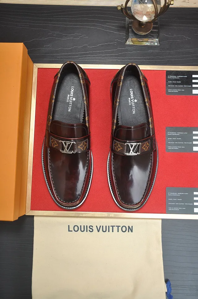 Louis Vuitton Brown Black Polished Leather Monogram Canvas Heel Trim Loafer 9