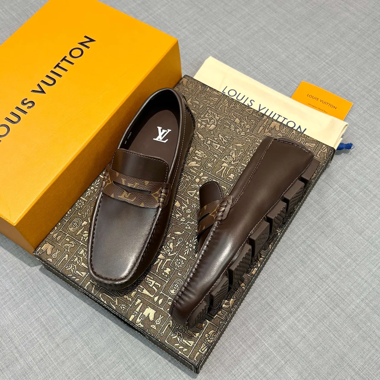 Louis Vuitton بني جلد مونوغرام حزام لافر 2
