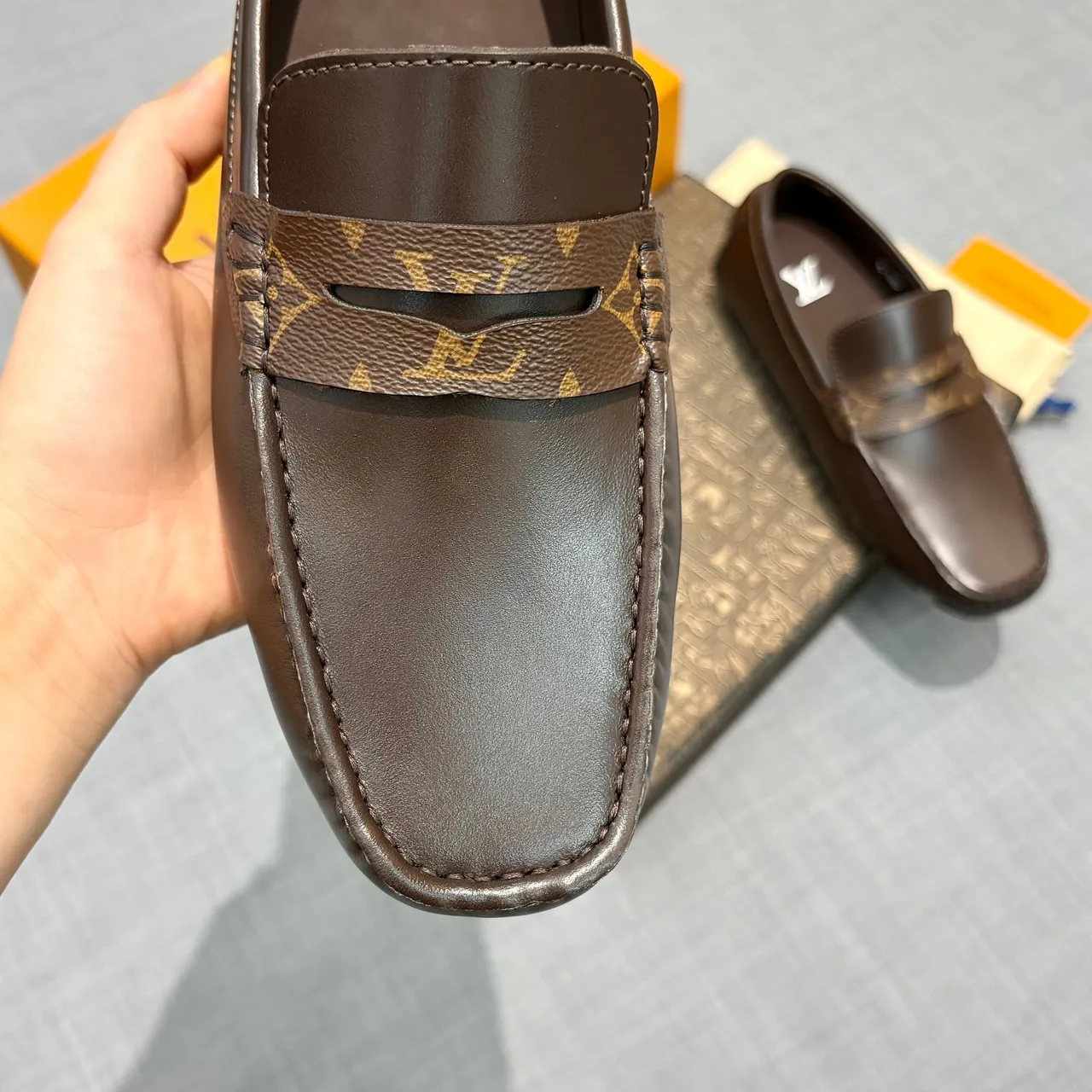 Louis Vuitton بني جلد مونوغرام حزام لافر 5