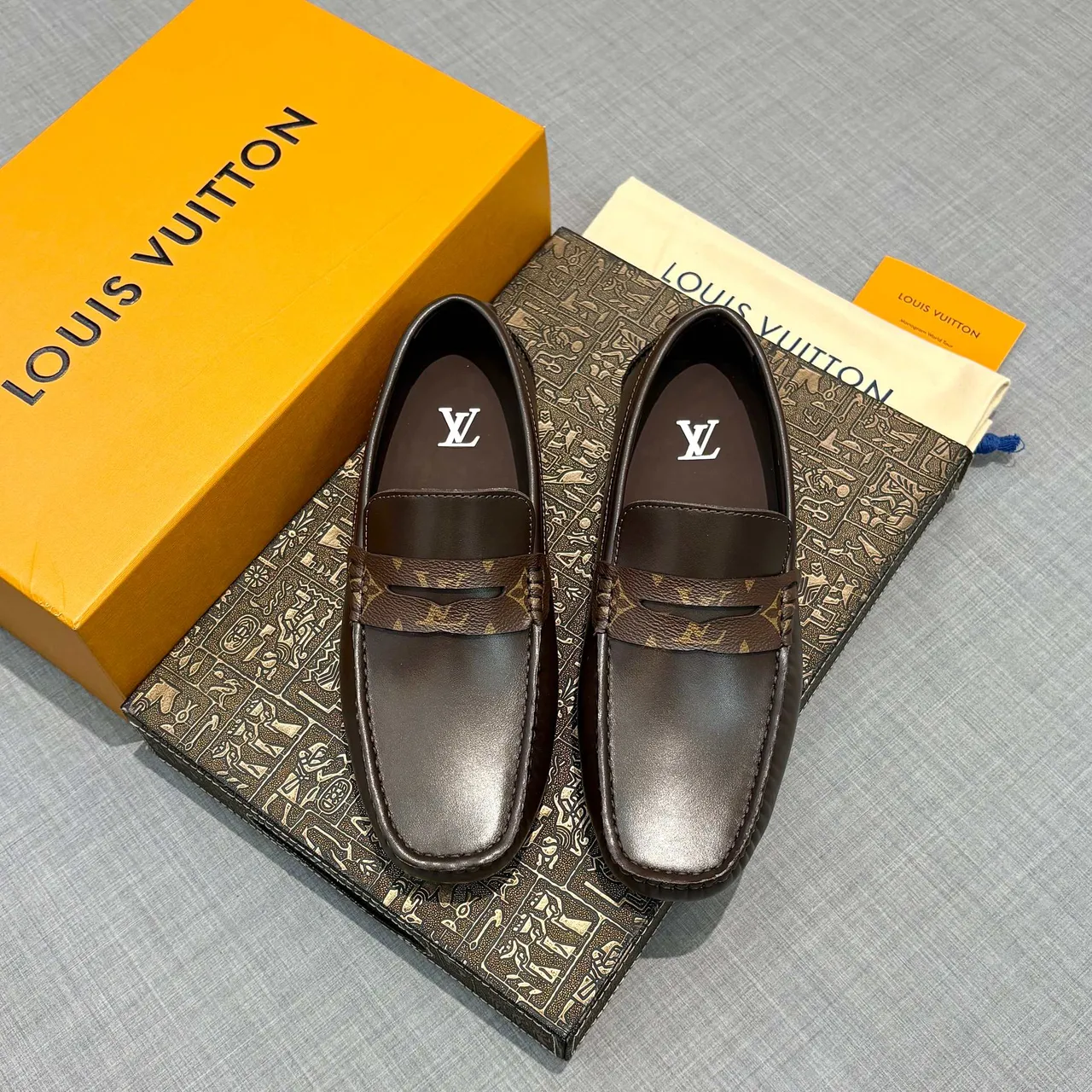 Louis Vuitton بني جلد مونوغرام حزام لافر 6