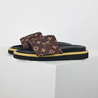 Louis Vuitton 棕色黄色印花织物鞋带金属LV标志牌拖鞋