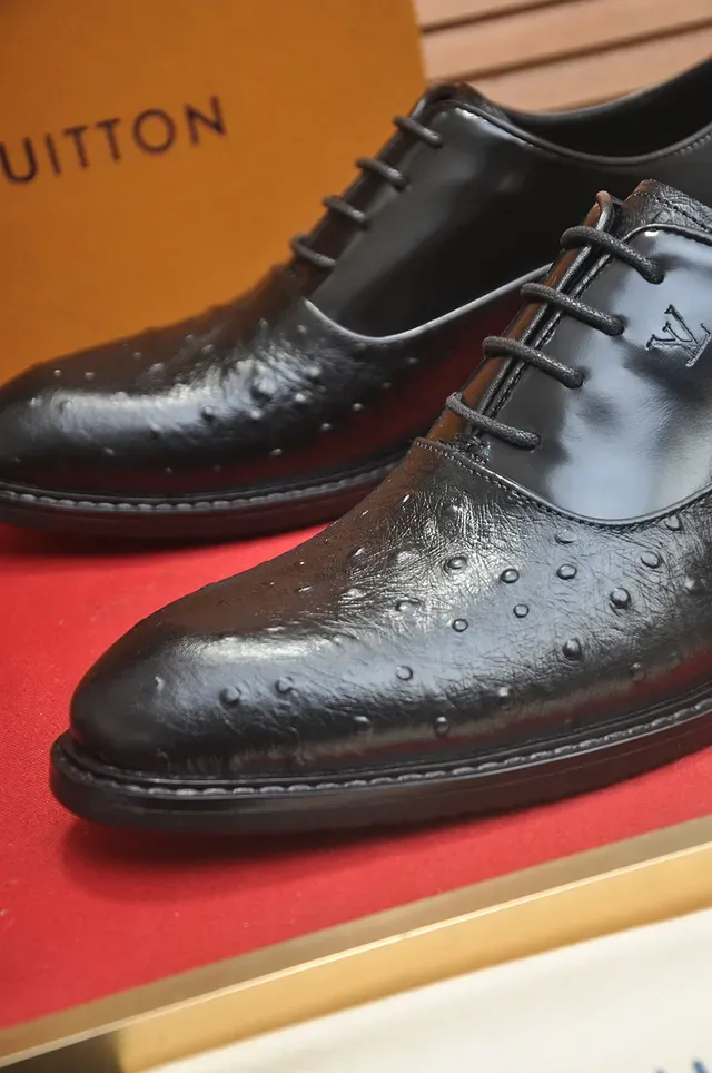 Louis Vuitton Cap-Toe Ostrich-Textured Black Oxford Shoes 2
