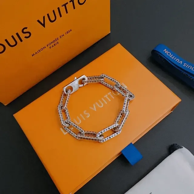 Louis Vuitton Chain Bracelet Silver Rectangular Link Engraved Monogram Pattern Bracelet 6