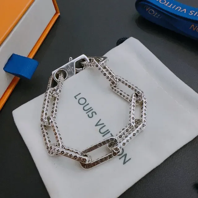 Louis Vuitton Chain Bracelet Silver Rectangular Link Engraved Monogram Pattern Bracelet 8