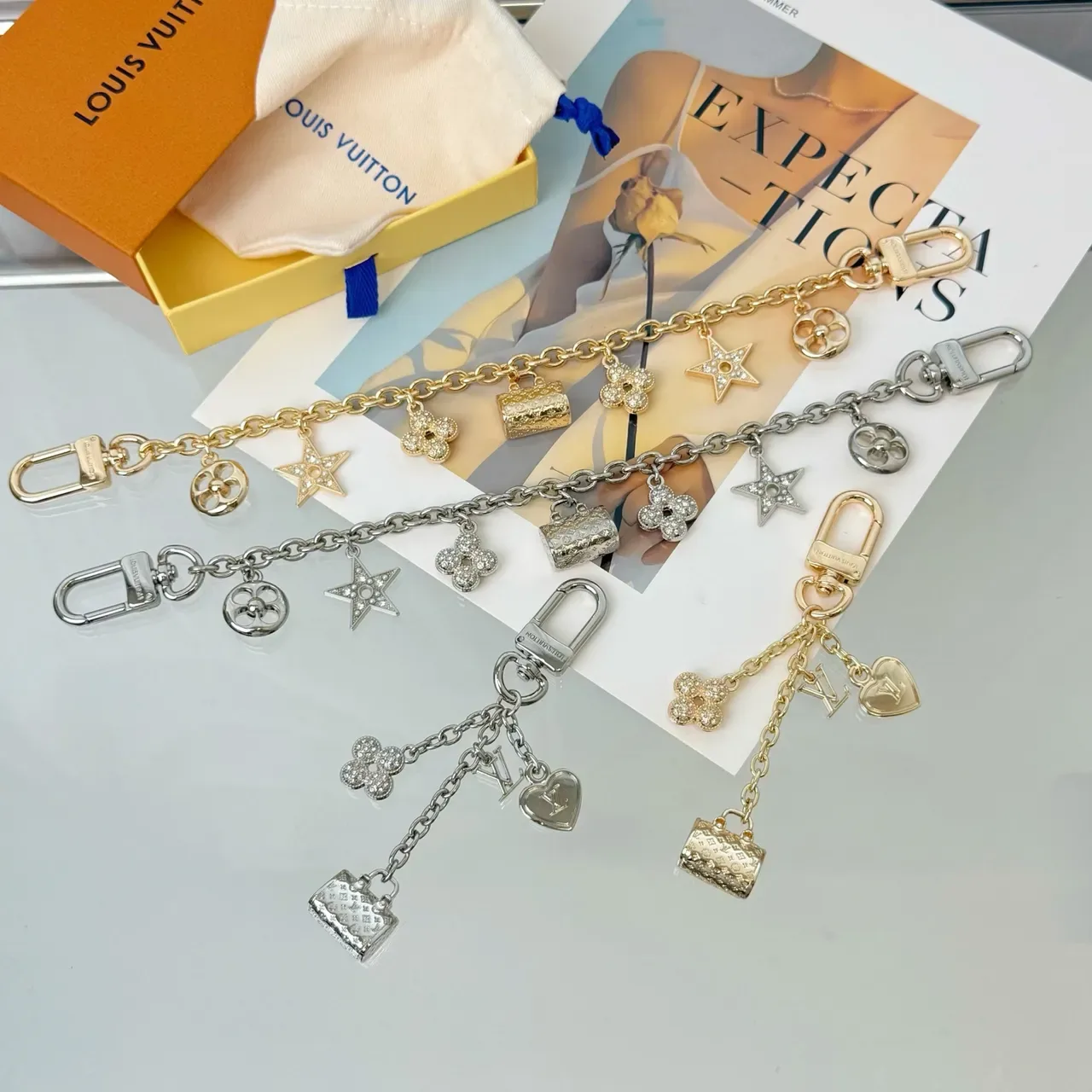 Pulsera Louis Vuitton Charms Oro Plata Multi-Charms Tono 2