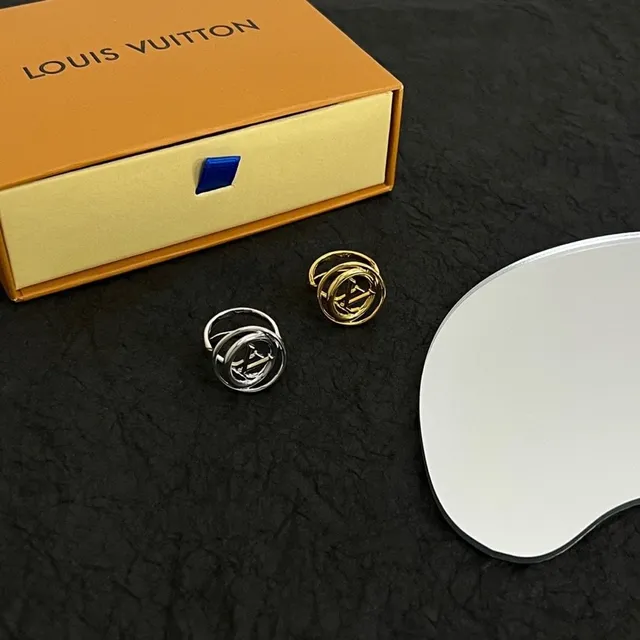 Louis Vuitton círculo LV monograma de doble banda anillo 5
