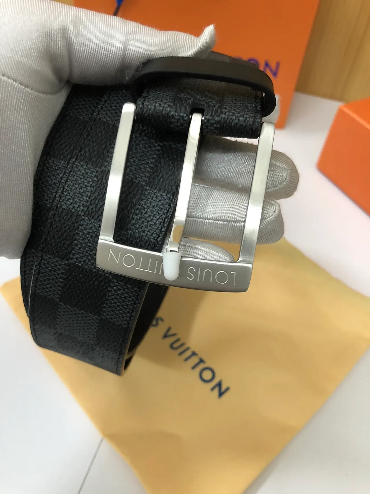 Louis Vuitton Damier Graphite Check cinto de couro 5