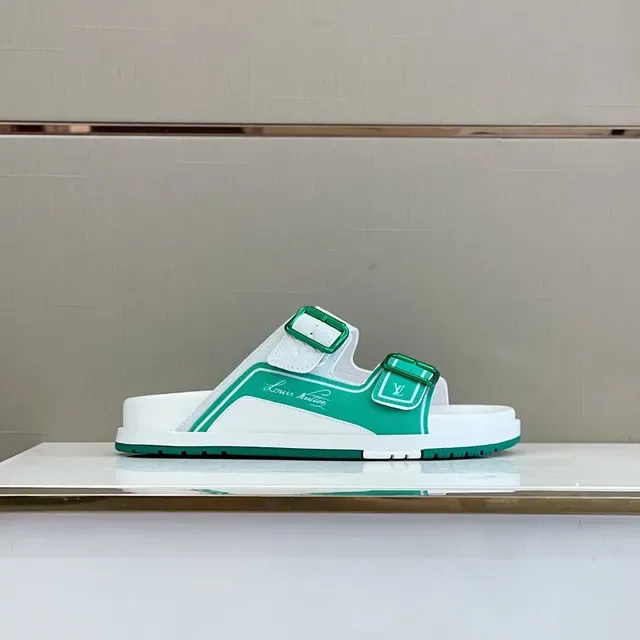 Louis Vuitton Sandália Casual Verde e Branco com Duas Tirantes 9
