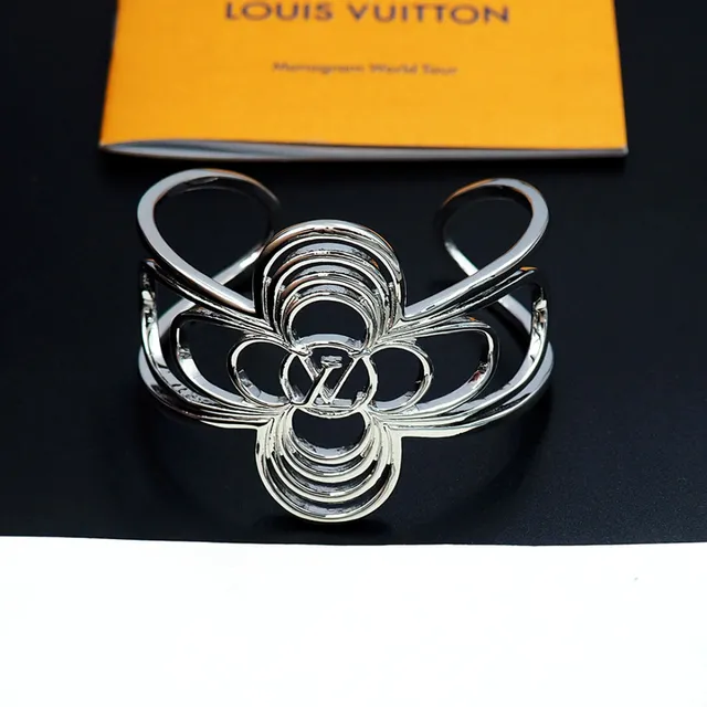 Louis Vuitton Floral Cuff সোনা রূপা ওপেনওয়ার্ক মোটিফ ইন্টারলকিং লুপ কনস্ট্রাকশন ব্রেসলেট 2