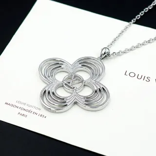 Colar Louis Vuitton Floral Openwork Prata