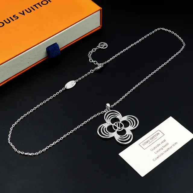 Louis Vuitton Floral Openwork Silver Necklace 9