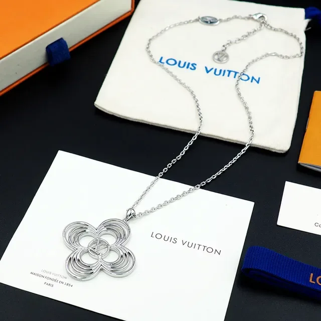 Louis Vuitton Floral Openwork Silver Necklace 12