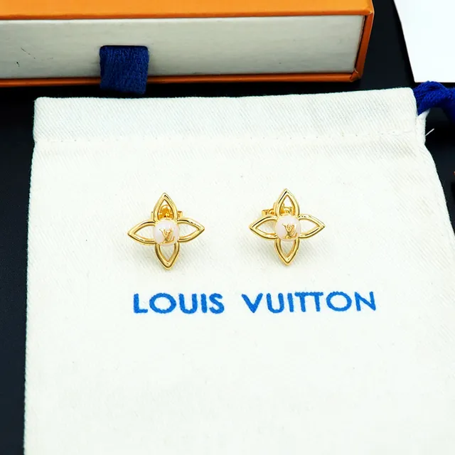 Brincos Louis Vuitton Motivo de Flor Dourado e Branco Cabochon 7