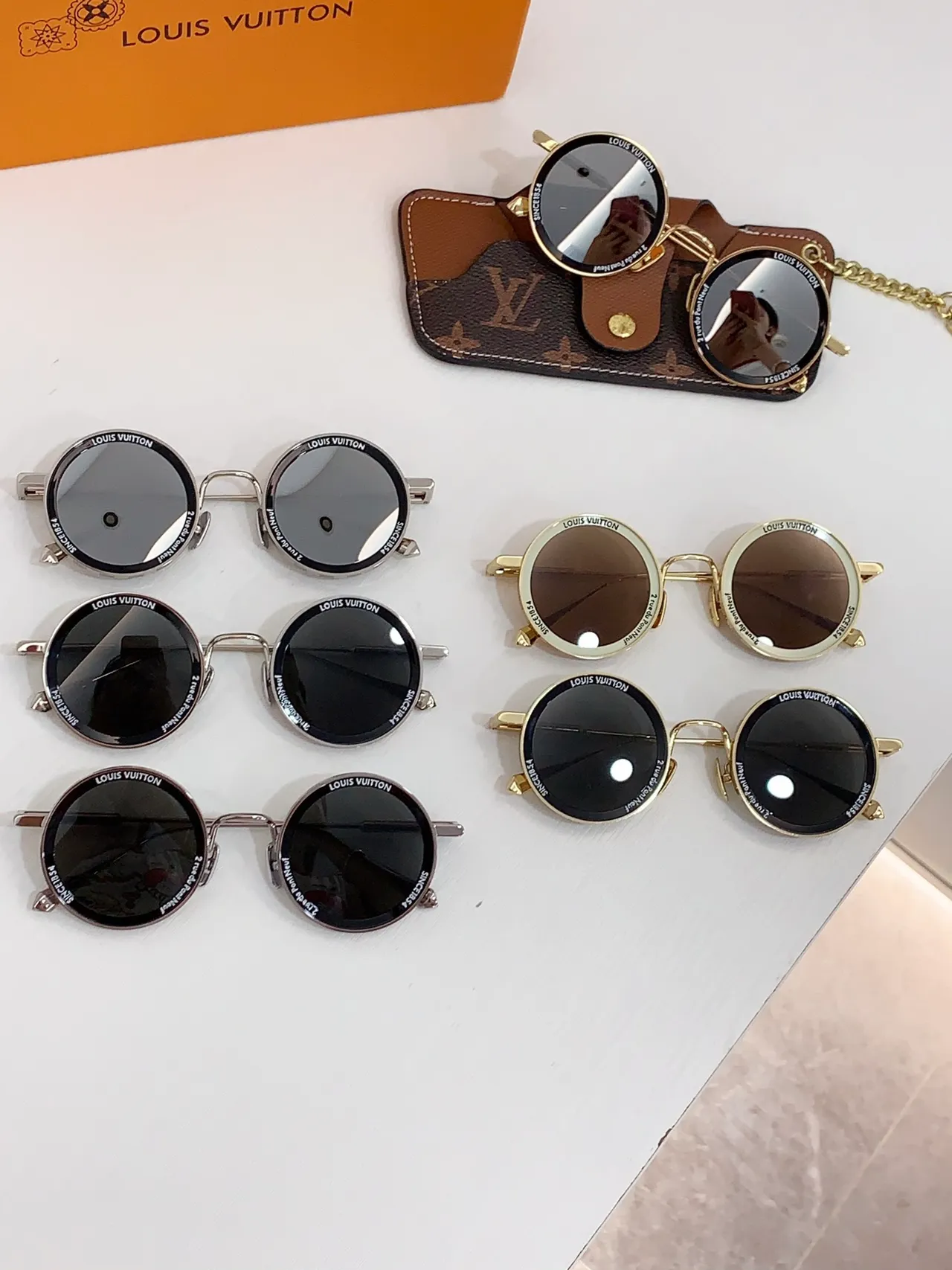 Louis Vuitton Gold Brown Round Metal Frame Thin Double Bridge Sunglasses 3