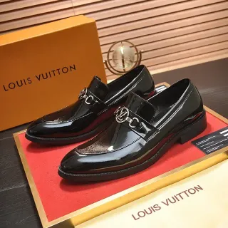 Louis Vuitton Horsebit 1955 লোফার কালো প্যাটেন্ট লেদার