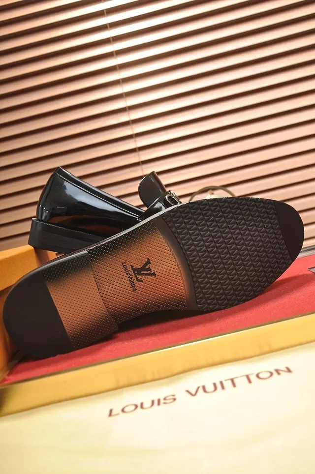 Louis Vuitton Horsebit 1955 Loafer Cuir Verni Noir 3