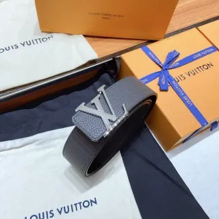 路易威登 Interlocking LV Buckle 灰色粒面皮革腰带