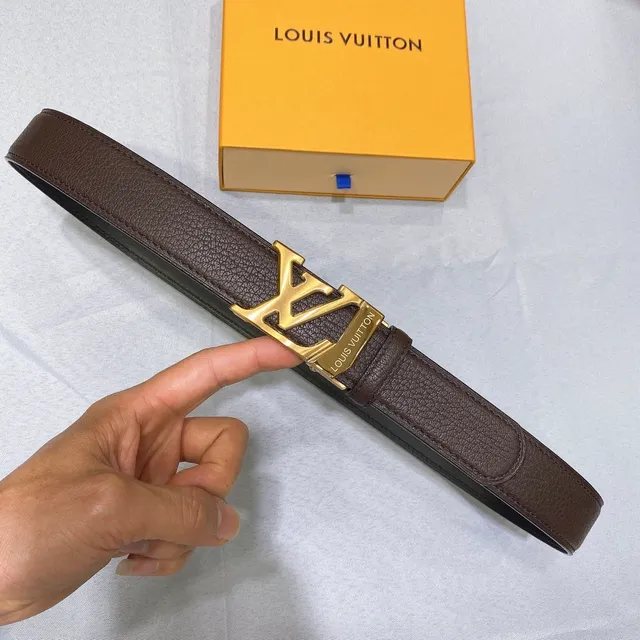 Louis Vuitton LV Initiales বাদামী দানাদার চামড়ার বেল্ট 4