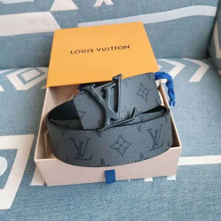 Louis Vuitton LV Initiales 灰色 Monogram 皮革腰带