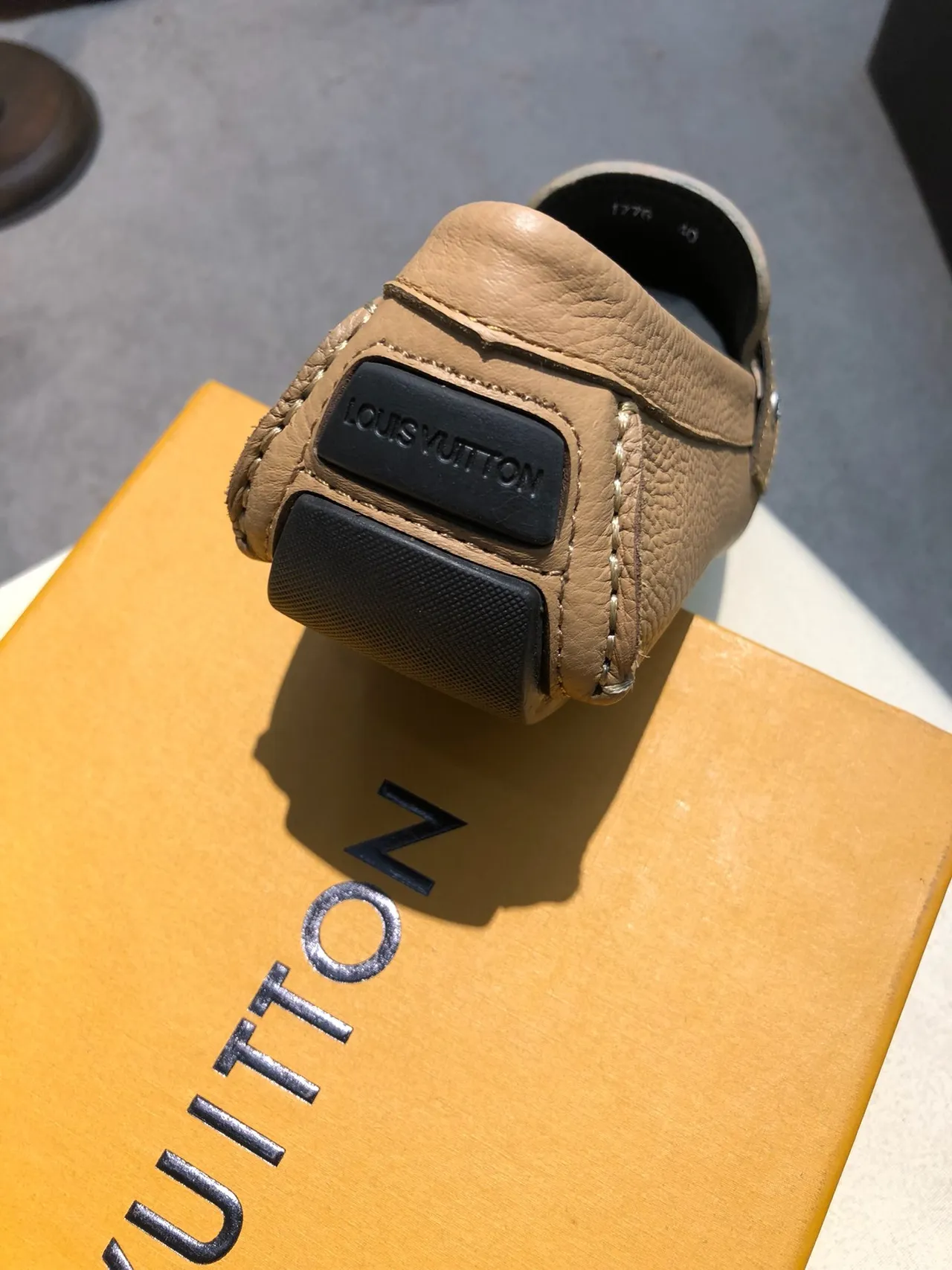 Louis Vuitton LV Loafer بيج جلد حبيبي Loafers 5