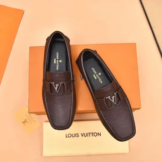 Louis Vuitton LV বাদামি পেবল্ড লেদার মেটাল বাকল লোফার