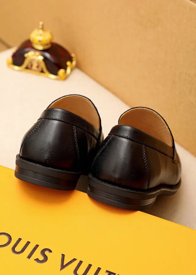 Louis Vuitton LV লোফার ক্রক-এমবসড ব্ল্যাক লেদার লোফার্স 3