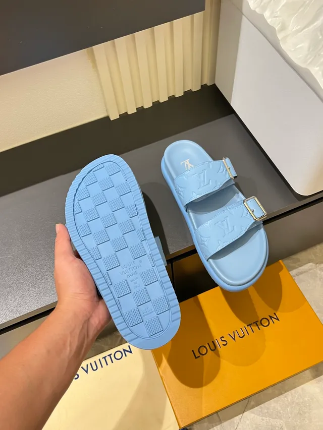 Louis Vuitton LV سلايد مونوغرام رباط مطاط كاجوال صندل 4