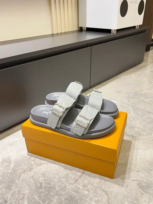 Louis Vuitton LV سلايد مونوغرام رباط مطاط كاجوال صندل 13