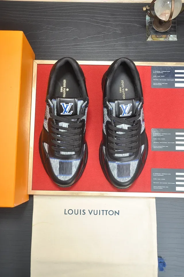 Louis Vuitton LV Trainer Black Silver Leather And Technical Mesh Upper Sculpted Rubber Sole Lifestyle Sneakers 5
