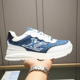 লুইস ভিটন LV Trainer নীল সাদা ডেনিম-টেক্সচার্ড উপর ওভারসাইজড স্টিচড মনোগ্রাম চাঙ্কি স্নিকার্স