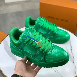 Louis Vuitton LV Trainer Zapatillas Lifestyle Verdes Transparente Monogram Overlay Suela Chunky Esculpida