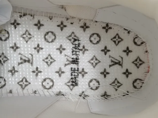 Louis Vuitton LV Tênis Laranja Branco Solado de Plataforma Dupla Tira Camada Chunky Sneakers 2