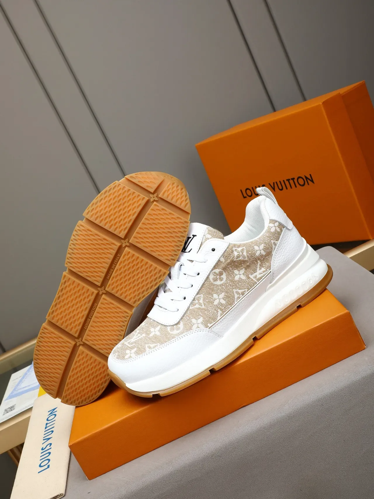 Louis Vuitton LV Trainer White Beige Monogram Canvas Leather Overlays Lifestyle Sneakers 4