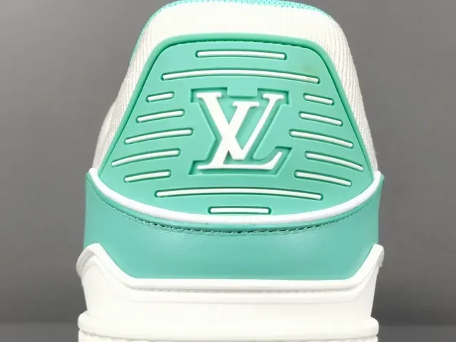 Louis Vuitton LV Trainer Branco e Verde Camada de Couro e Têxtil Superior Alça Larga Marca Lifestyle Sneakers 6