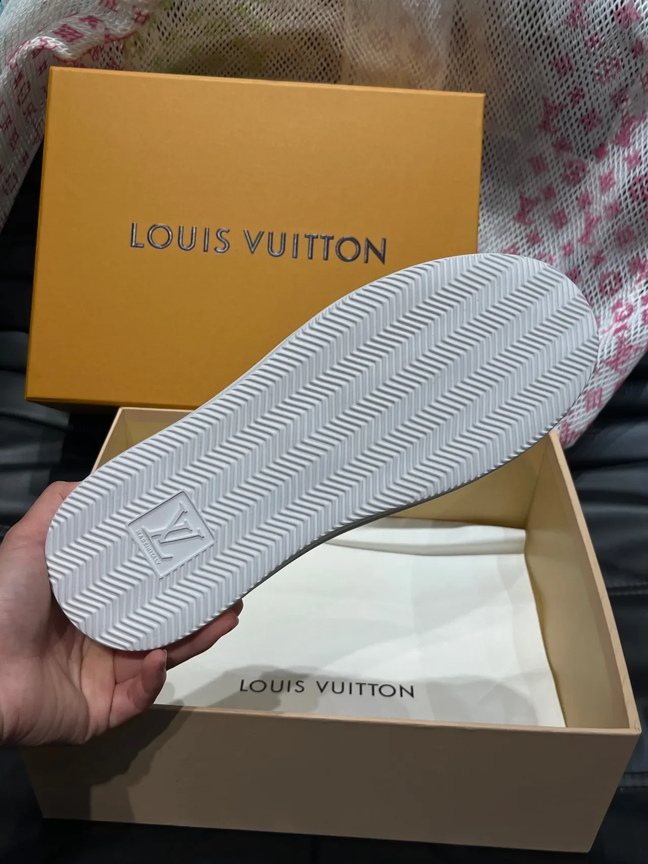 路易威登 LV Trainer 白色海军 穿孔 Monogram Logo 两色皮革-麂皮 生活方式运动鞋 9