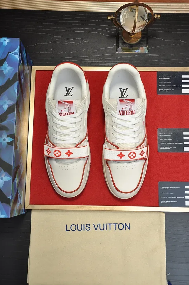 Louis Vuitton LV Trainer White Red Low-Top Mixed-Material Upper Lifestyle Sneakers 9