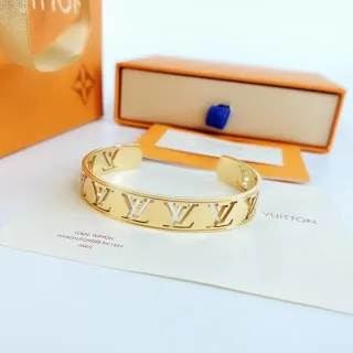 Louis Vuitton Monogram كات أوت تون ذهبي مفتوح إسورة كف