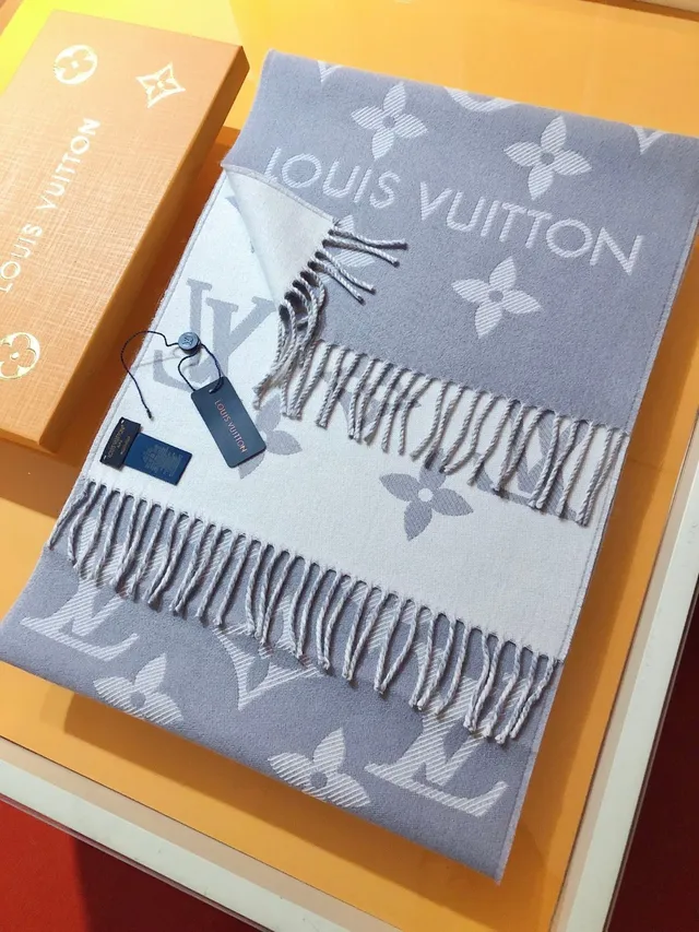 Louis Vuitton Écharpe en cachemire à franges jacquard monogramme 5
