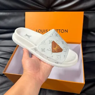 Louis Vuitton Monogram 拖鞋