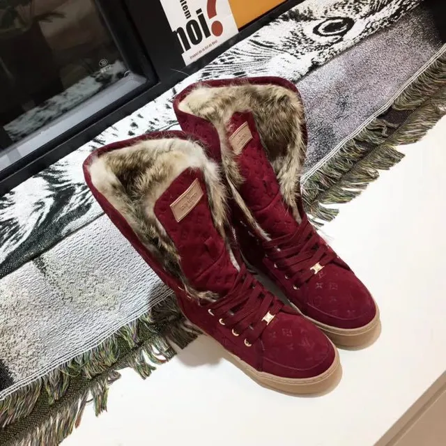 Louis Vuitton Monogram মখমলি ফার-ট্রিমড কনী বুট 4