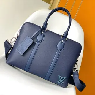 Louis Vuitton Sac à main structuré en cuir bleu marine
