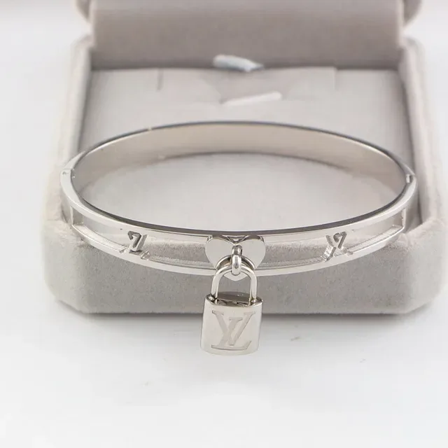 Louis Vuitton Bracelet à Cadenas Or Argent Bracelet Manchette à Charnière Charm 2