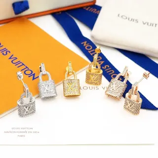 Louis Vuitton Padlock Pavé Crystal Lock Aretes
