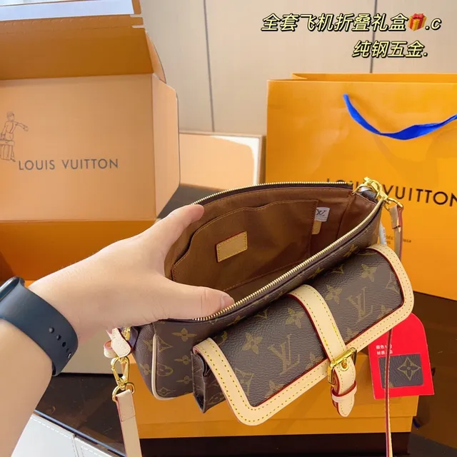 Louis Vuitton Pochette Metis Marrón Beige Monogram Lona Borde de Cuero Bolsa Mensajero 5