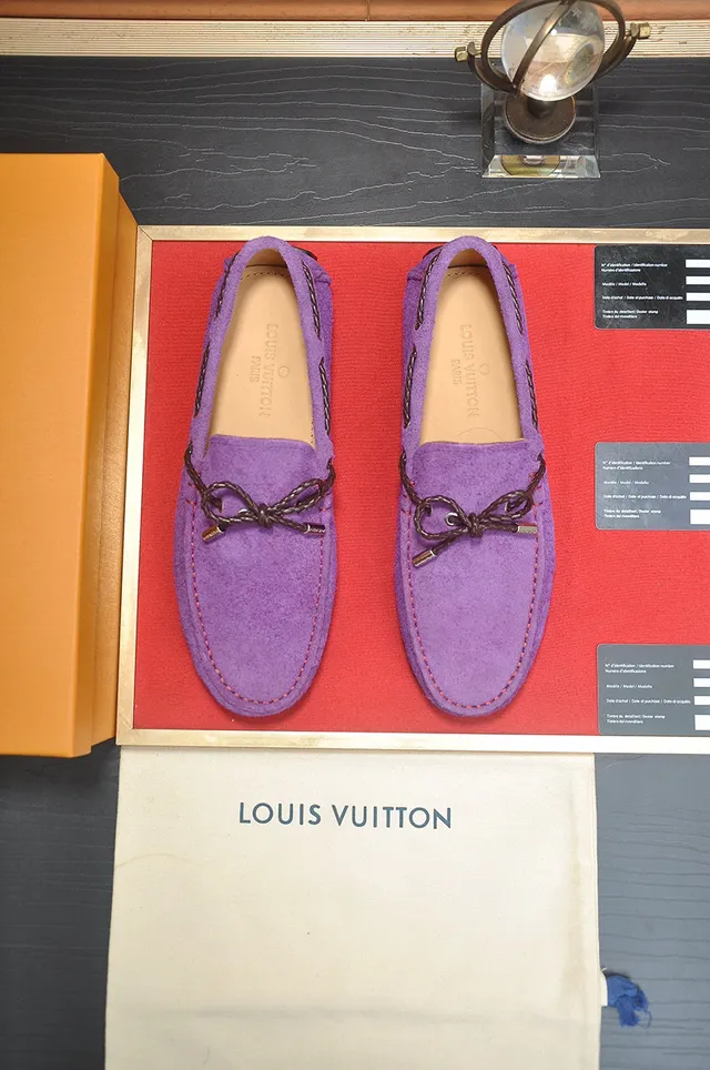 Louis Vuitton Mocassins en Daim Violet avec Cordon 2