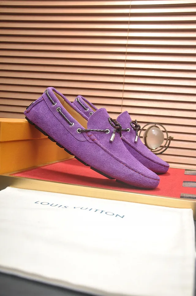 Louis Vuitton Mocassins en Daim Violet avec Cordon 3