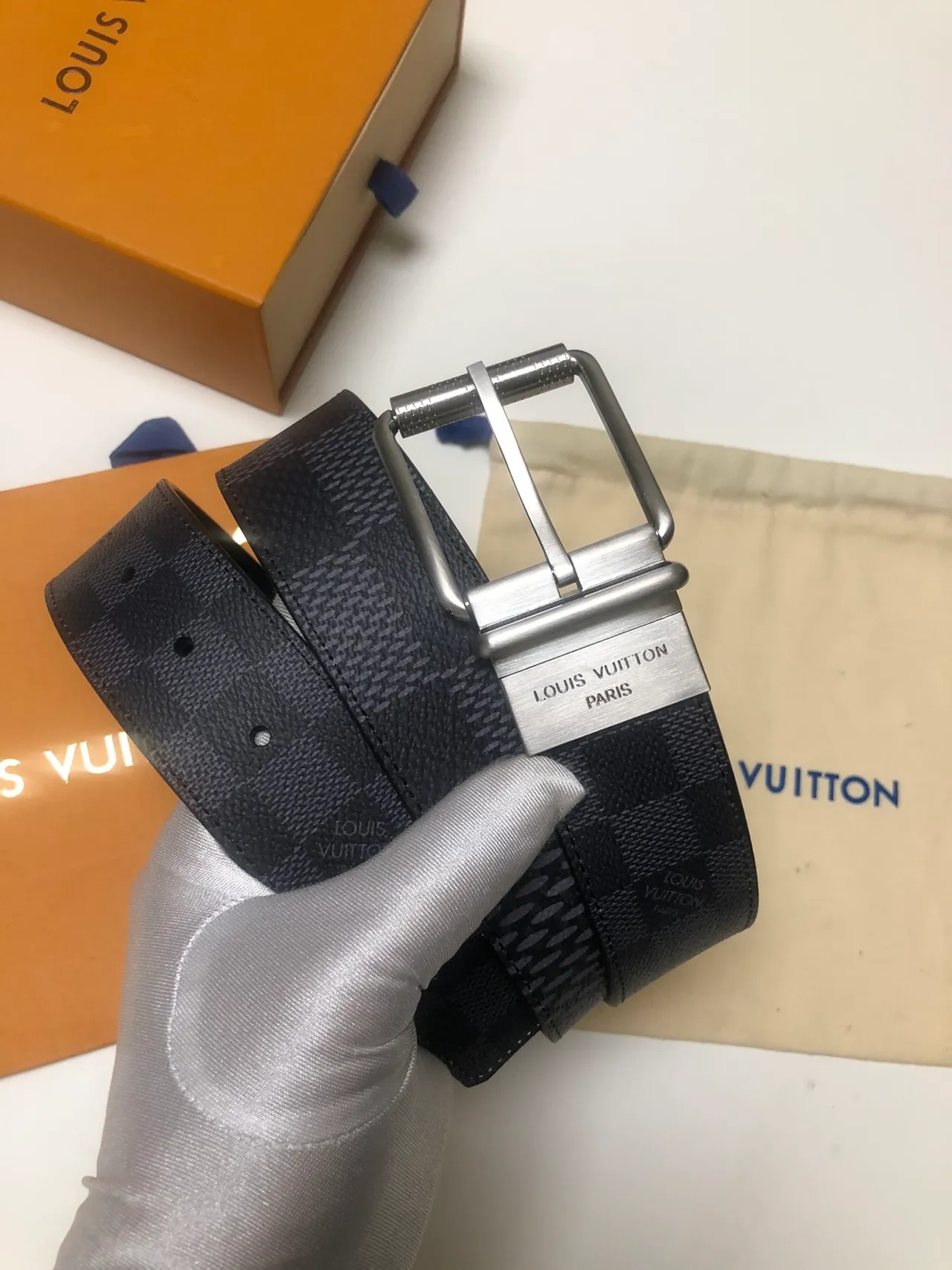 Louis Vuitton Ceinture réversible Noir Gris Damier Graphite Check Cuir 6