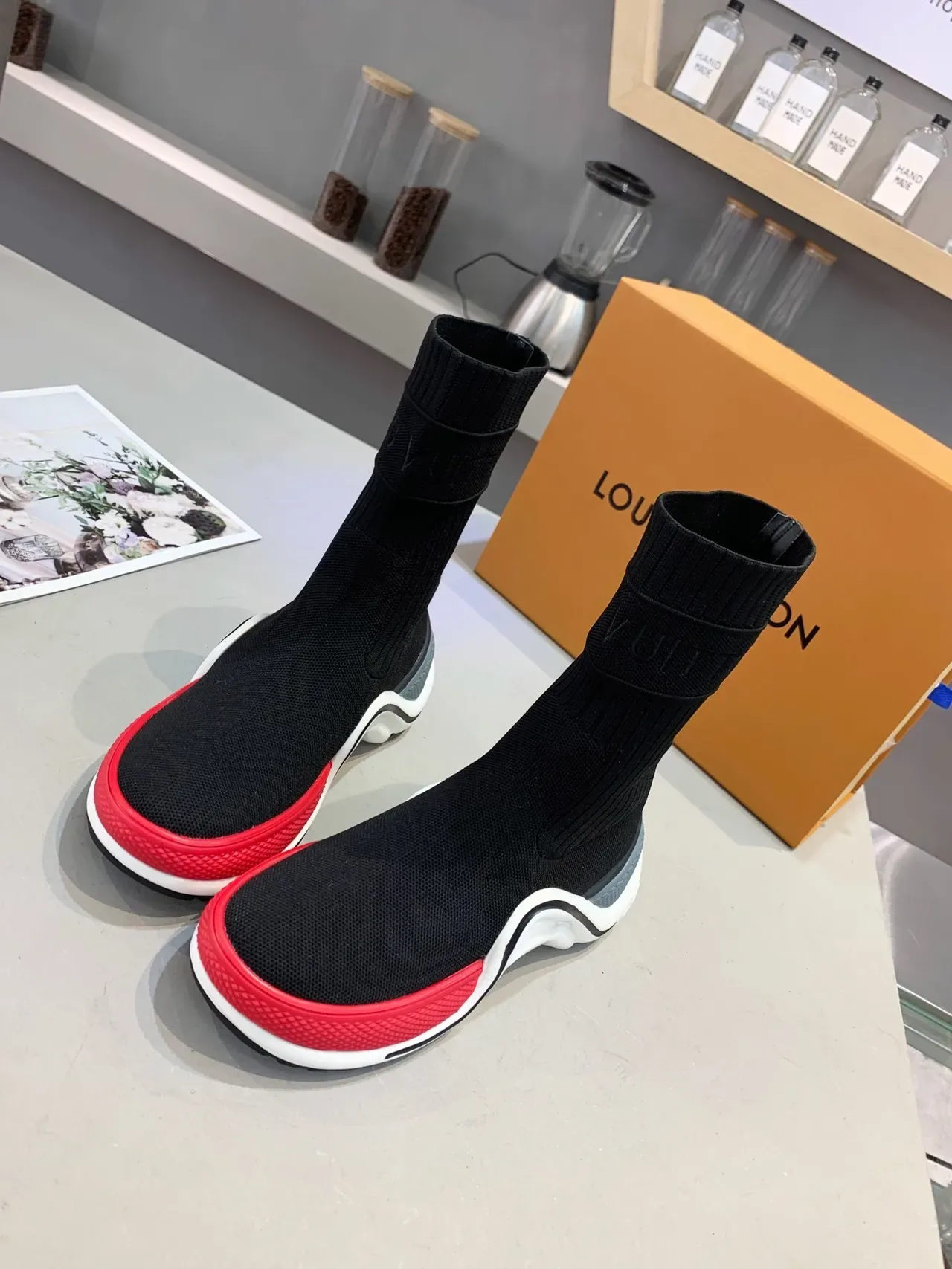 Louis Vuitton Run Away Black White Red tênis lifestyle 4