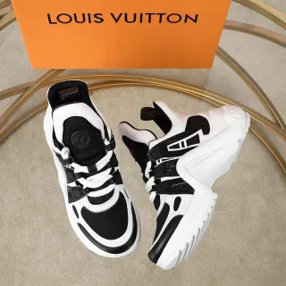 Louis Vuitton Run Away সাদা এবং কালো চাঙ্কি স্নিকার